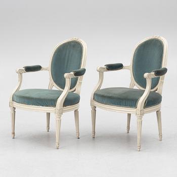 A pair od Louis XVI armchairs, second half of the 18th century.