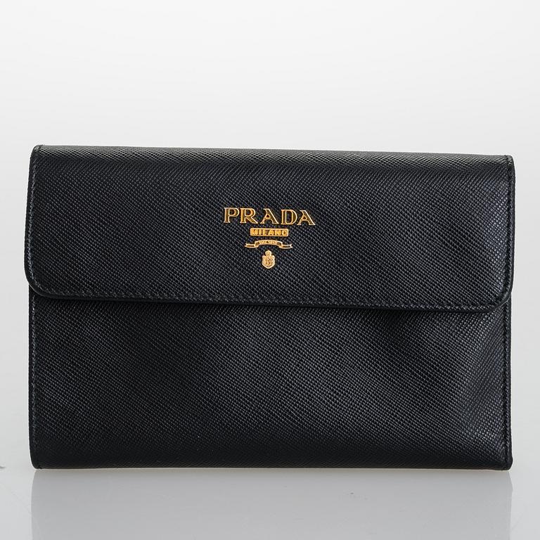 PRADA, Laukku ja lompakko.