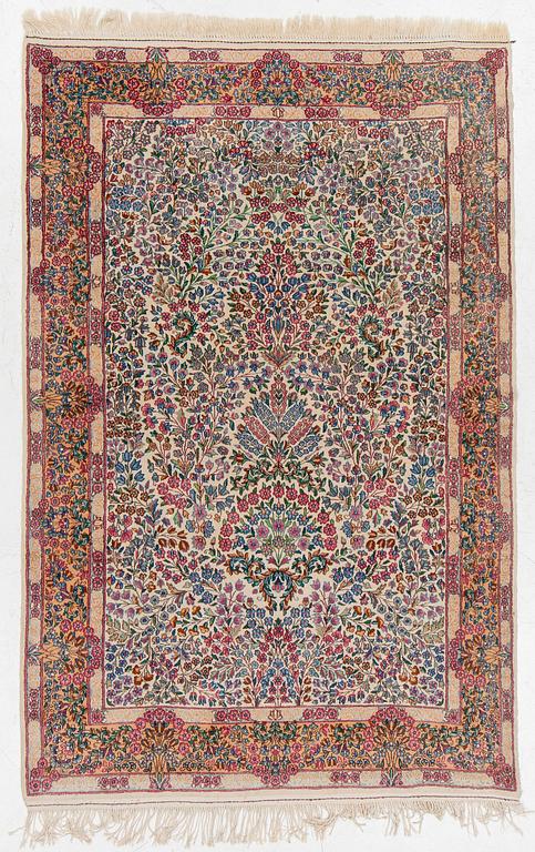 Carpet, Kirman, approx. 245x160 cm.