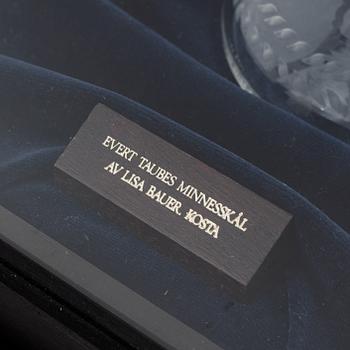 Lisa Bauer, a glass bowl, signed and numbered 160/175, Kosta, 1978.