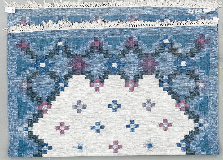 MATTA, rölakan, Anne-Marie Boberg, signerad AMB. Ca 226x169 cm.