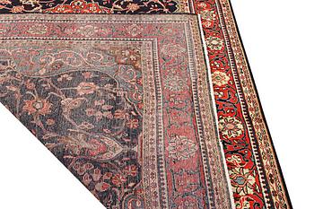 Matta, Najafabad, ca. 333 x 218 cm.