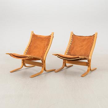 Ingemar Relling fåtöljer ett par "Siesta" Westnofa Norge sent 1900-tal.