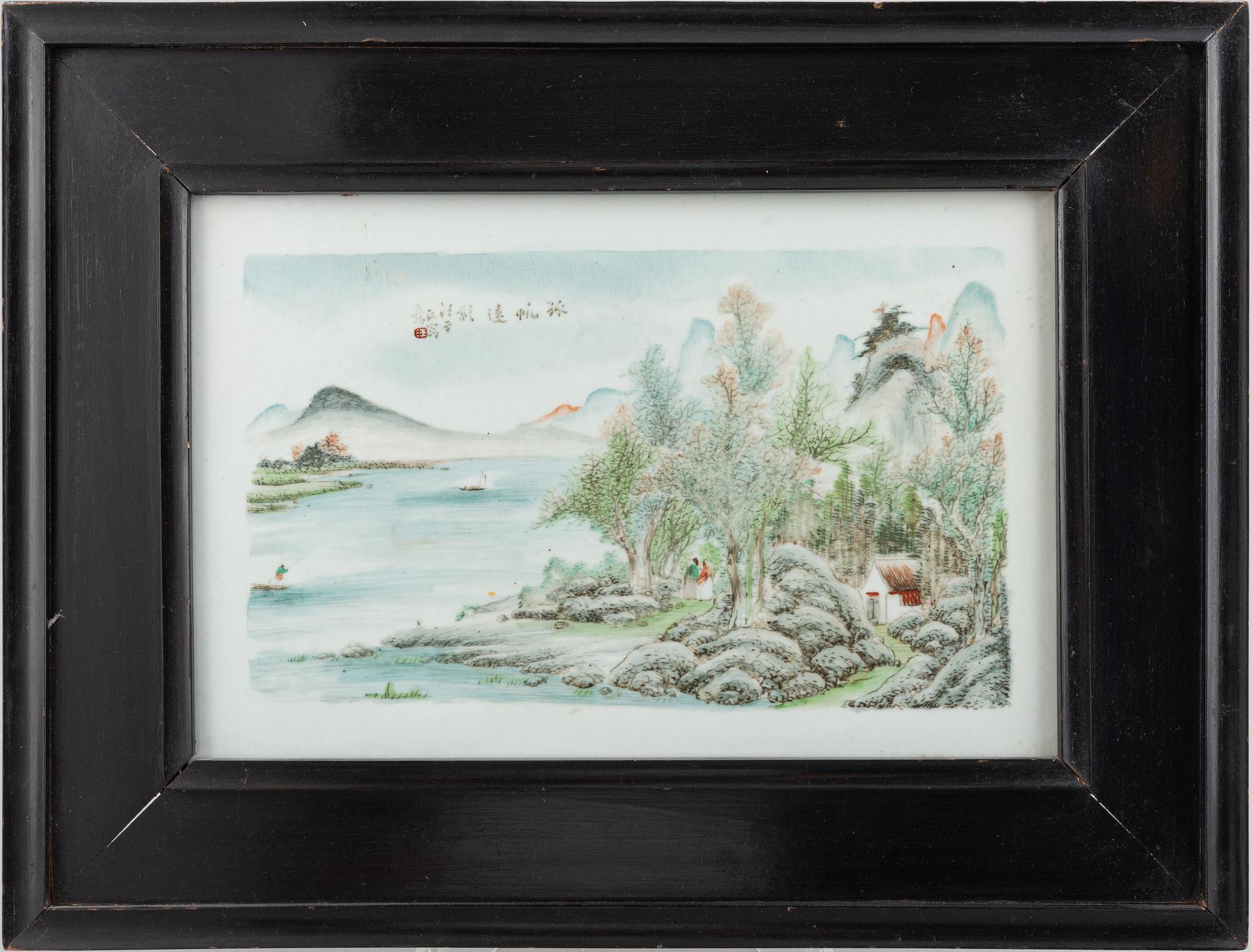 A Chinese porcelain placque, 20th century.