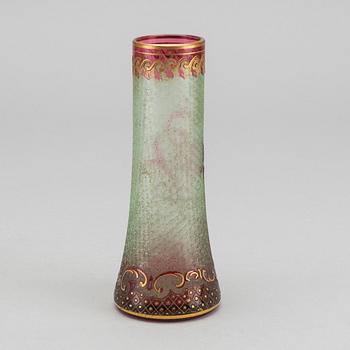 VAL ST LAMBERT, vas signerad ca 1900 glass.