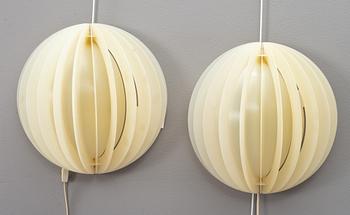 VÄGGLAMPOR, ett par, troligen Ikea, 1970-tal.