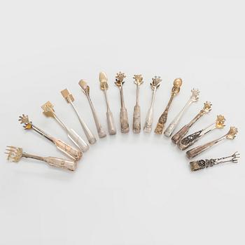 Sockertänger, 15 st, främst finska, 1900-talets början.