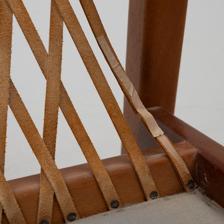 Carl Gustaf Hiort af Ornäs, a matched pair of 'Rialto' lounge chairs, Puunveisto Oy - Träsnideri Ab, Finland, mid-20th century.