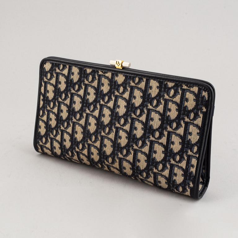 Christian Dior, 3 bags.