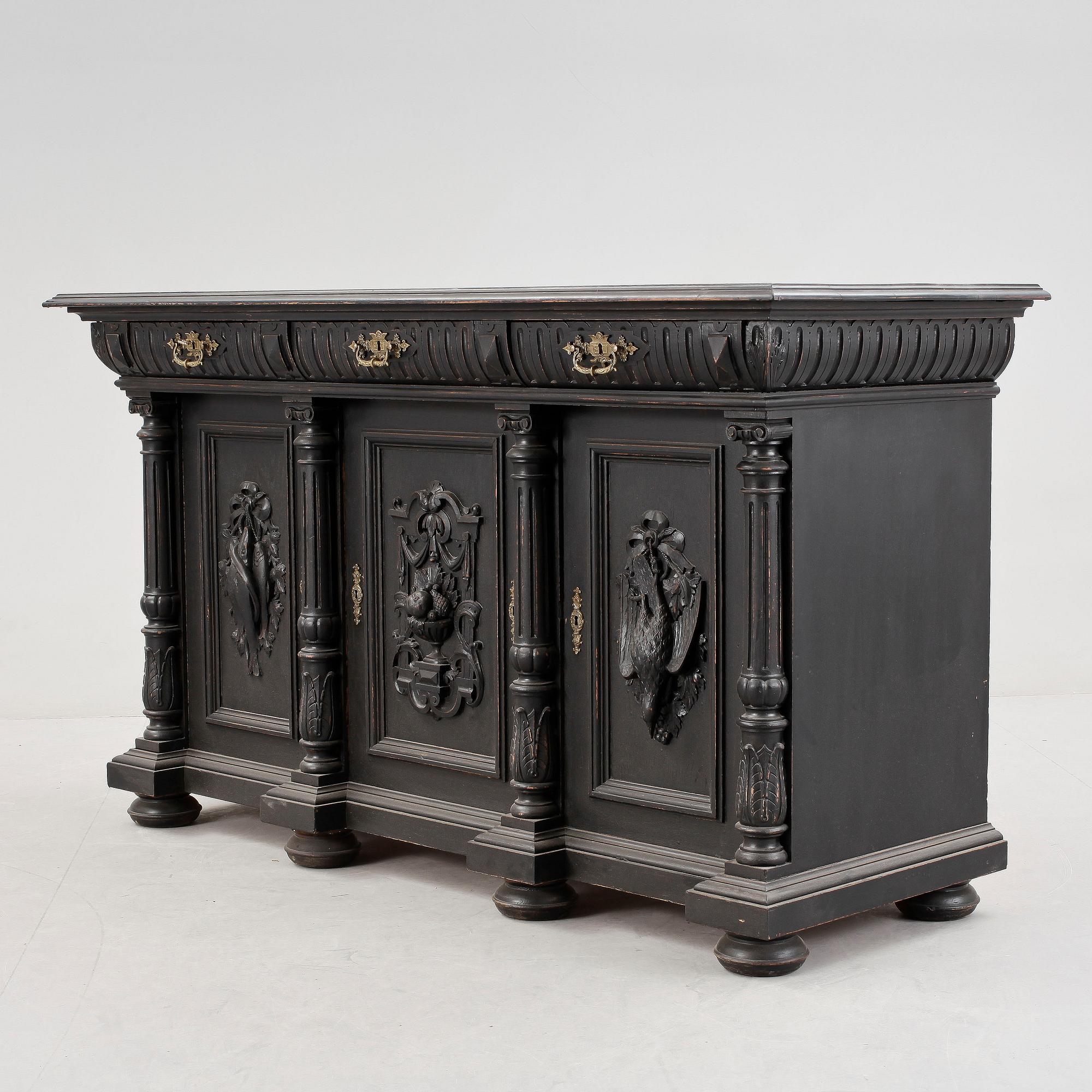 SKÄNK / SIDEBOARD, nyrenässans, 1800-talets slut.