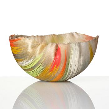 Mary Ann Toots Zynsky, a filet-de-verre glass bowl, Seattle, USA.