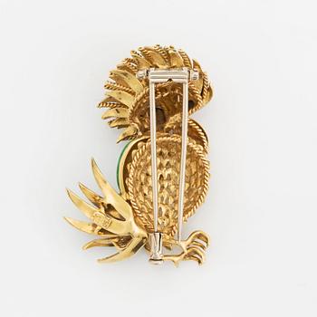Brosch 18K guld med emaljdekor och åttkantslipade diamanter.