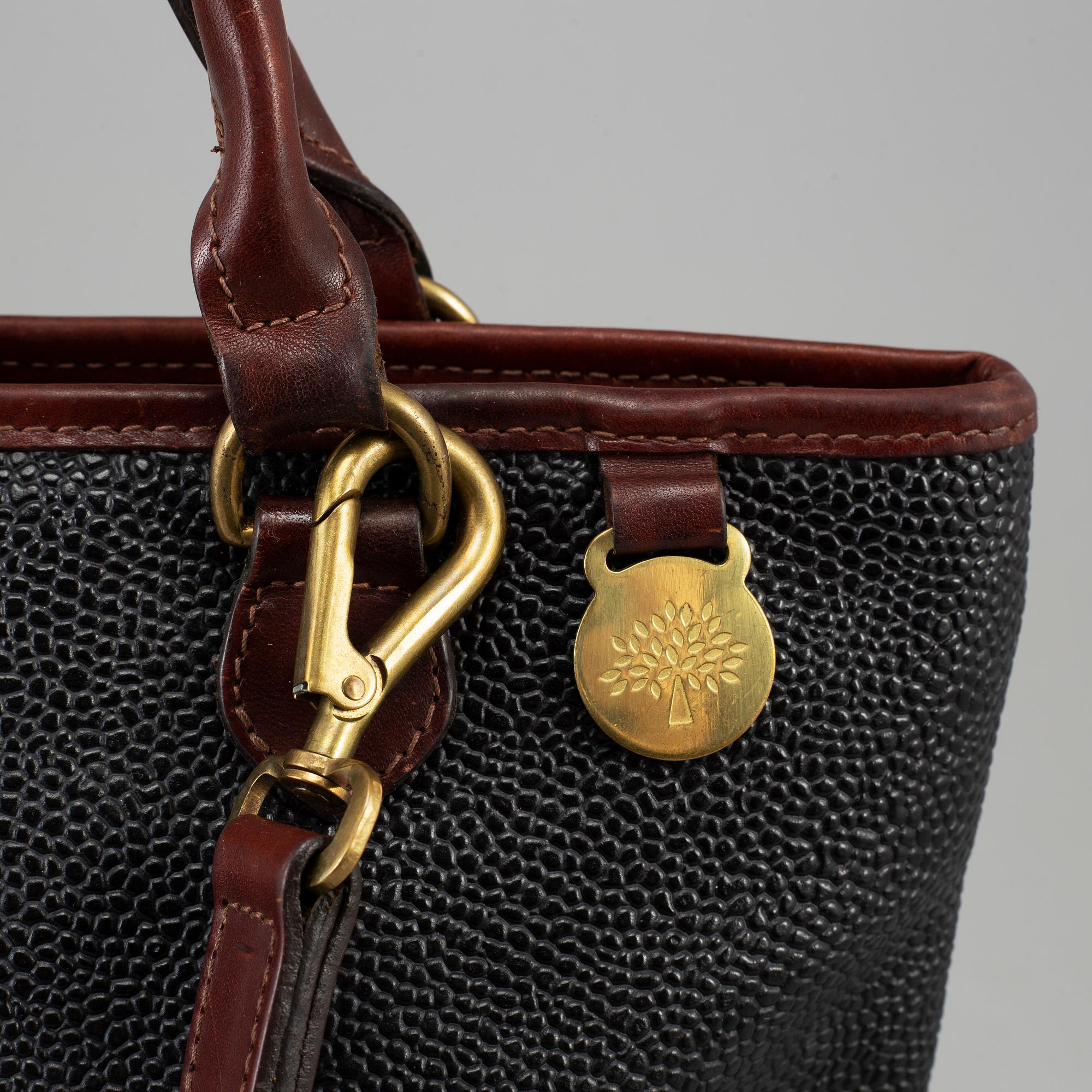MULBERRY, a scotchgrain leather bag.