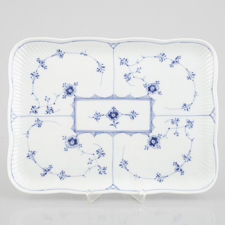 A 'Blue Fluted Plain' / 'Musselmalet rifflet' porcelain tray, Royal Copenhagen, model 367, 1898-1923.