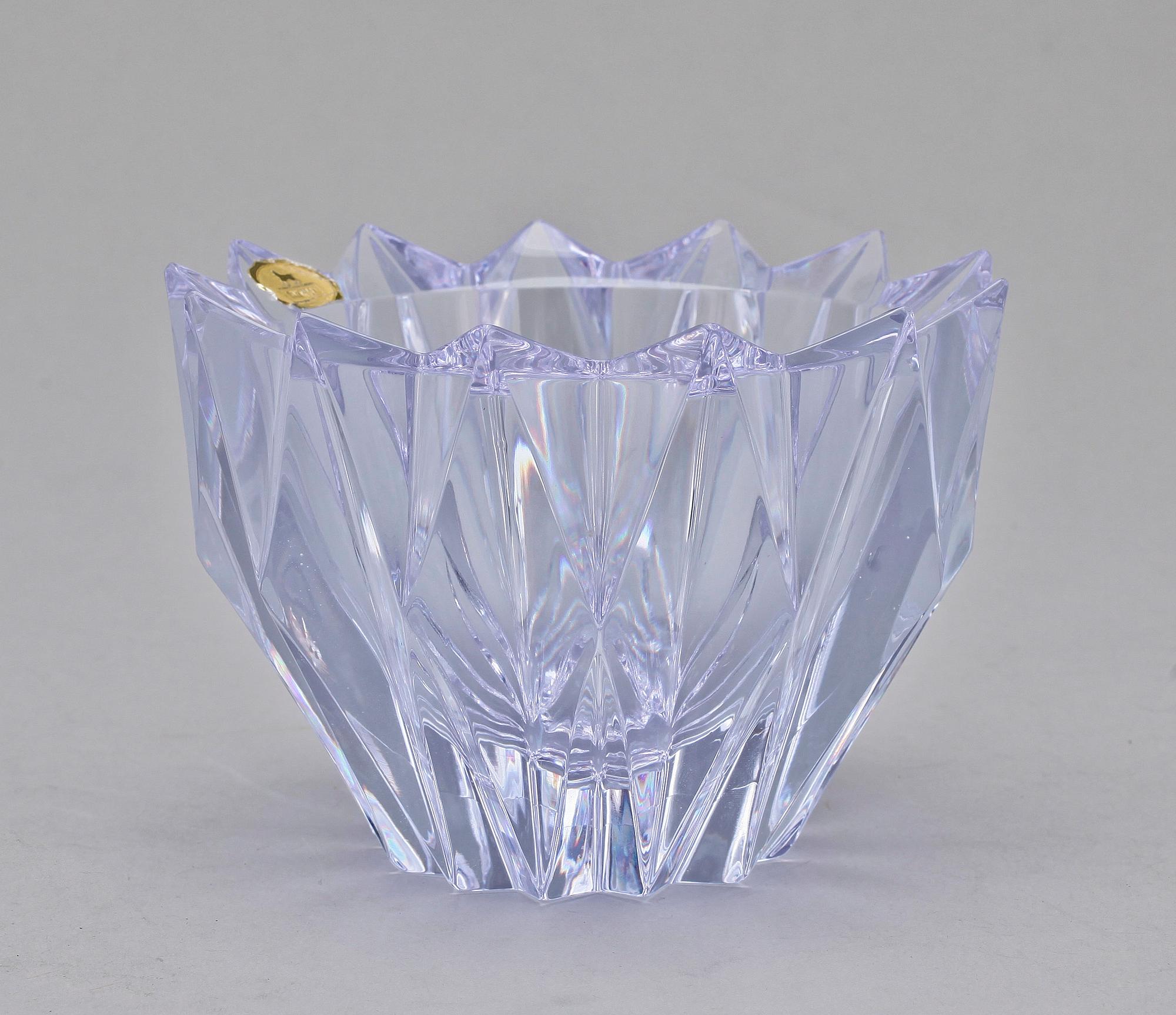 VAS, glas, Aimo Okkolin, Riihimäki, Finland, sign och märkt LASI 104.