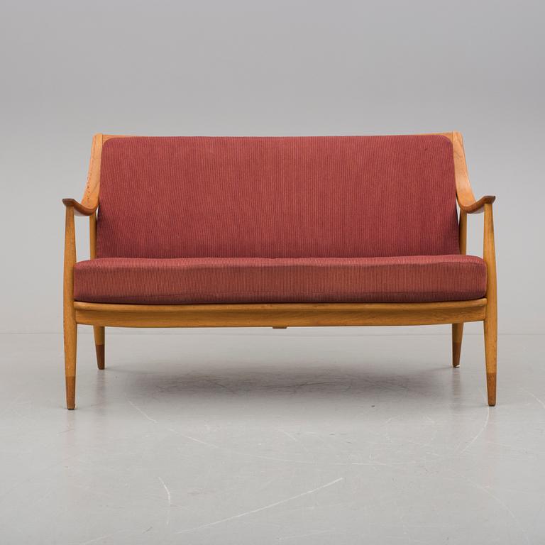 SOFFA, Peter Hvidt & Orla Mölgaard Nielsen för France & Daverkosen, Danmark, 1900-talets andra hälft.