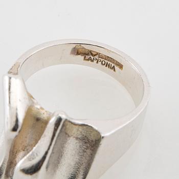 Björn Weckström, örhängen ett par "Muletta" samt ring "Pandora" 1985 silver, Lapponia.