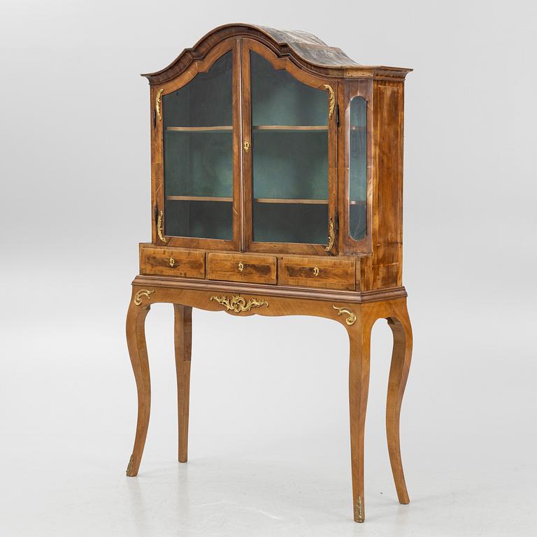 Display cabinet, Rococo/Rococo style, 18th/20th century.