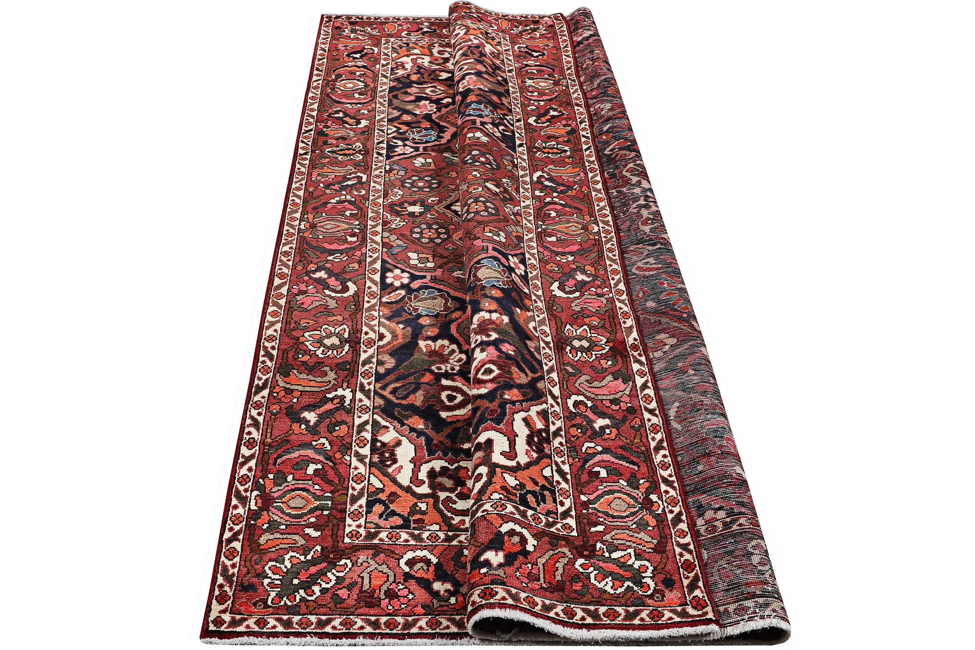 Matta, Bakhtiari, ca 306 x 200 cm.