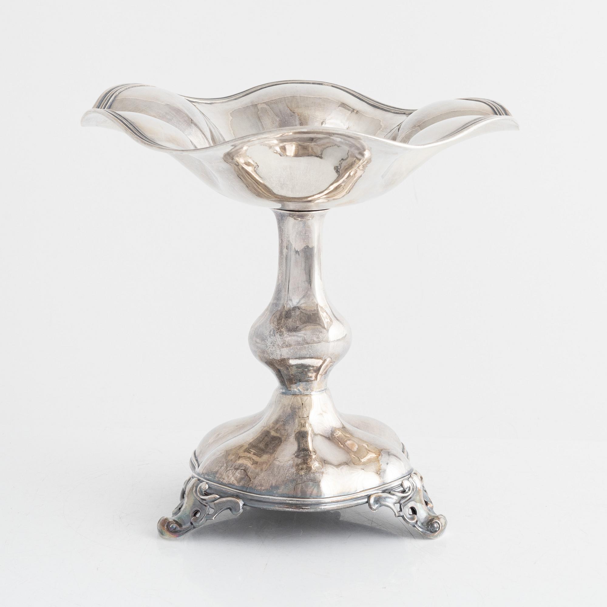 Gustaf Möllenborg, skål på fot, silver, Stockholm, 1856.