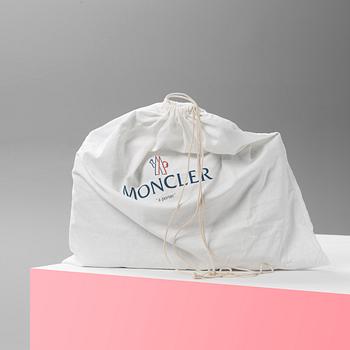 VÄSKA. Moncler.