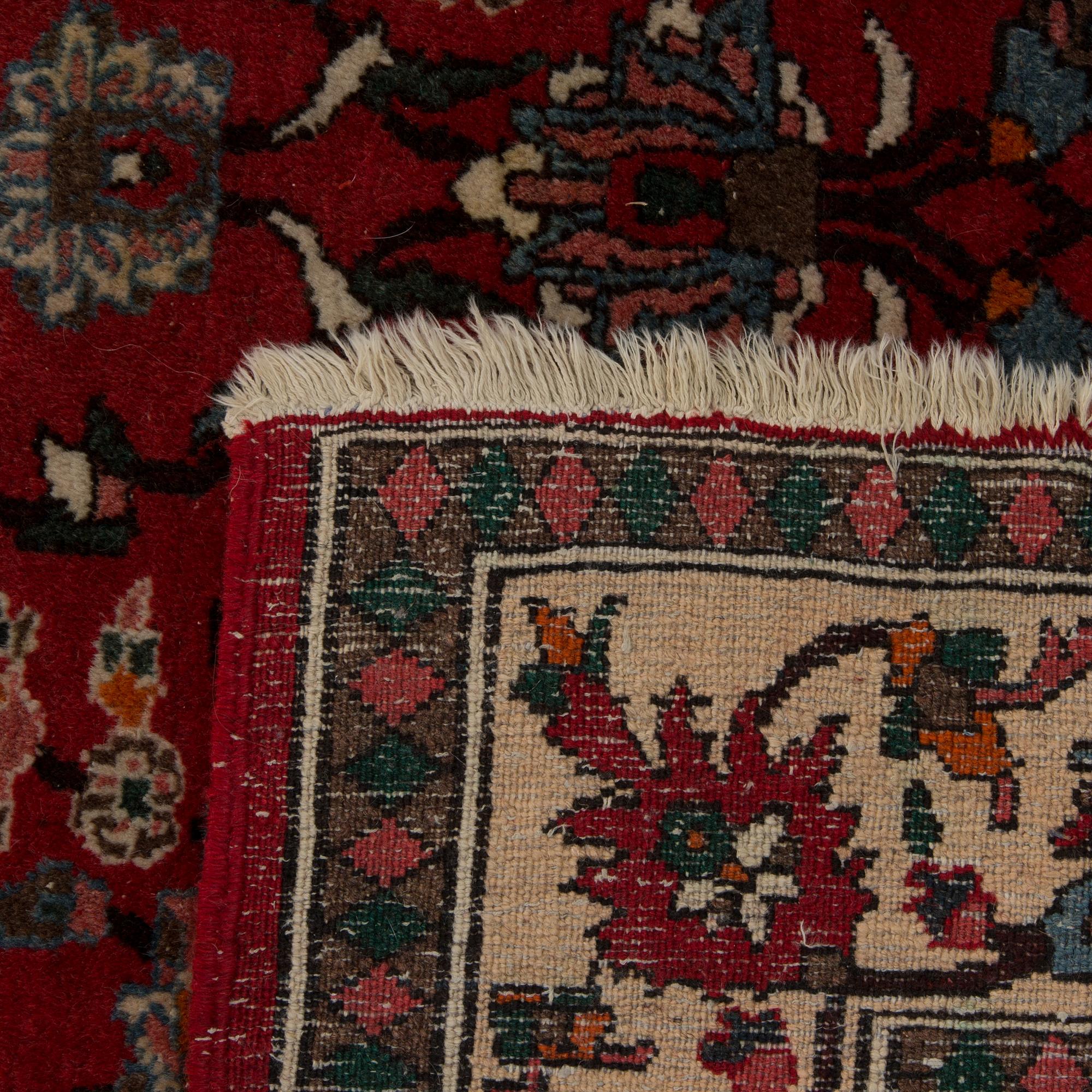 MATTA, Isfahan, semiantik, ca 205 x 148 cm.