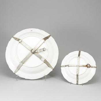 An 19th century porcealin dish and plate, Berlin.