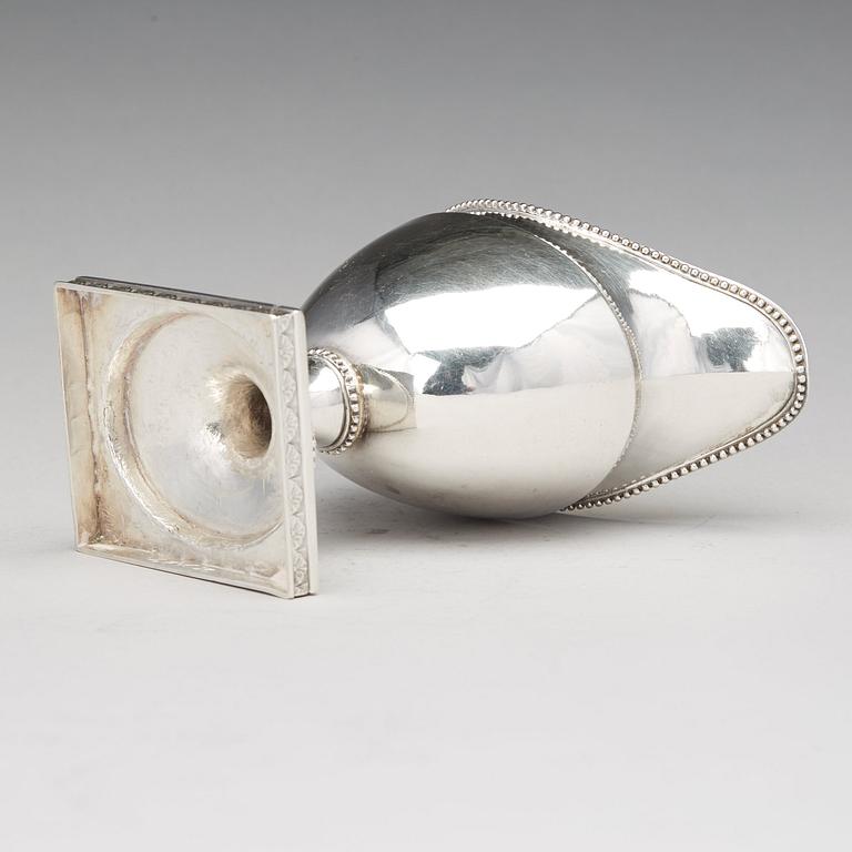 Petter Eneroth, gräddkanna, silver, Stockholm 1791. Sengustaviansk.