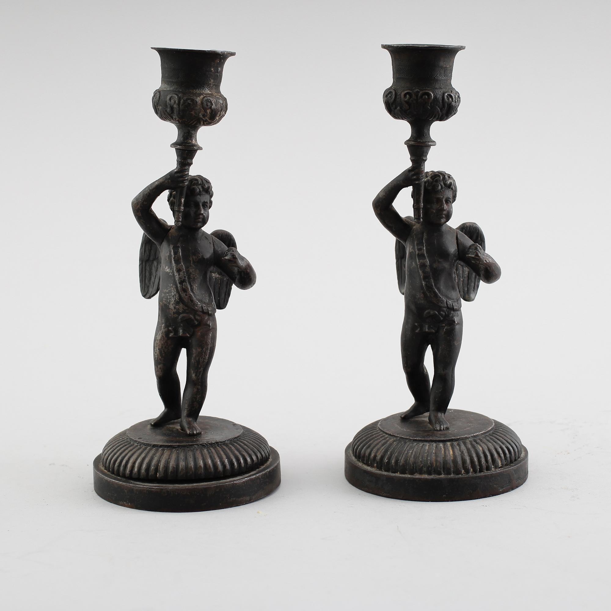 LJUSSTAKAR, 1 par, gjutgods, 1800-talets första hälft.