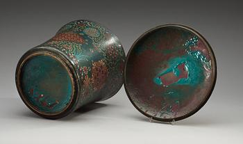 A Japanese Cloisonné jar, Meiji (1868-1912).