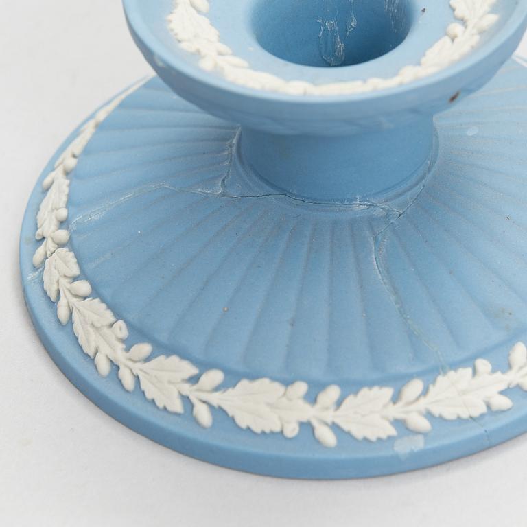 WEDGWOOD, Jasperware, 30 delar, England 1900-talets andra hälft.