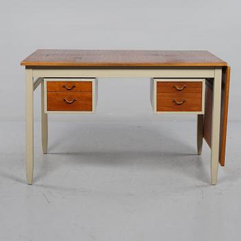 SKRIVBORD, Skaraborgs Möbelindustri, 1900-talets mitt/tredje kvartal.