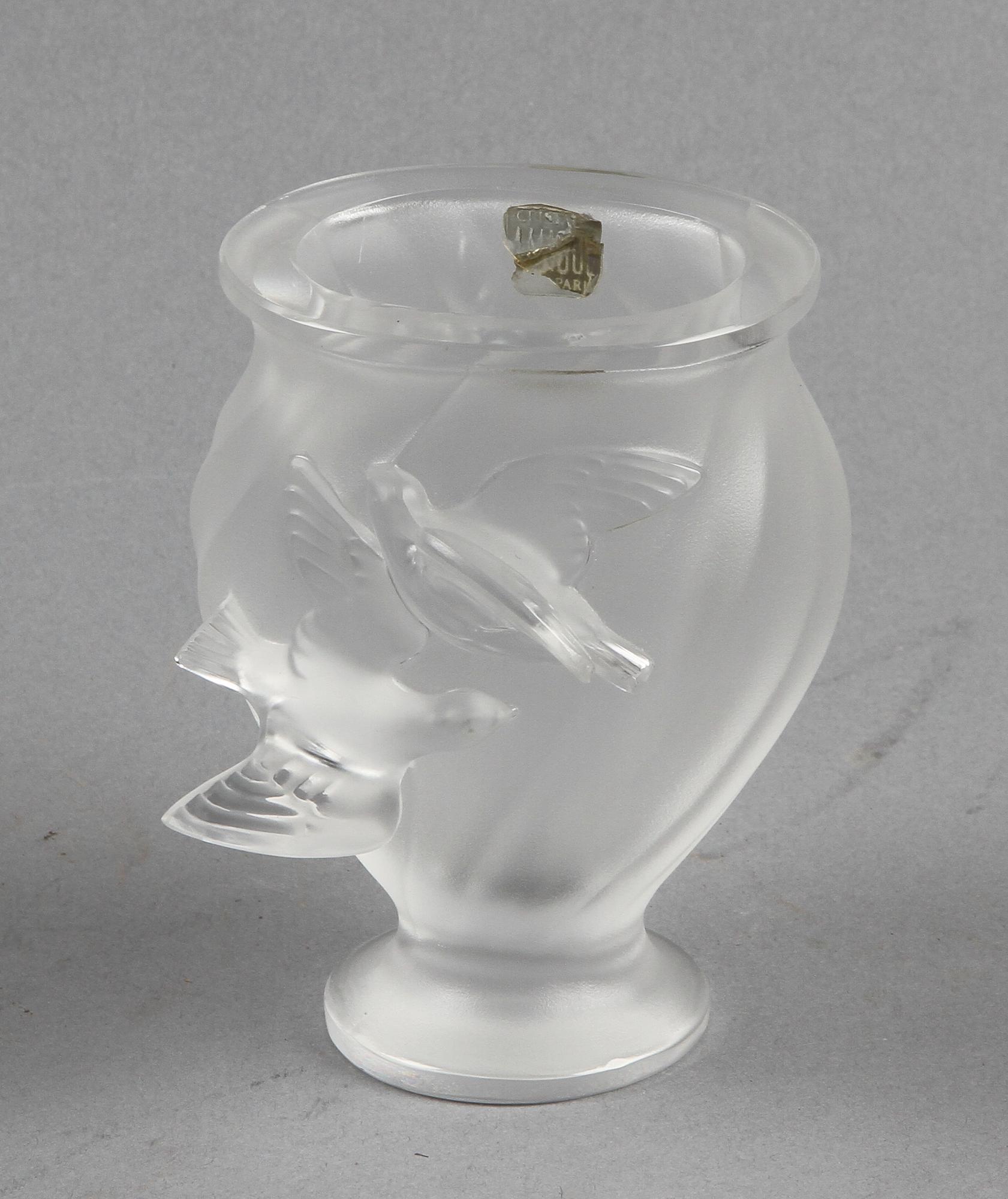 VAS, glas. Lalique, Frankrike. Sign.