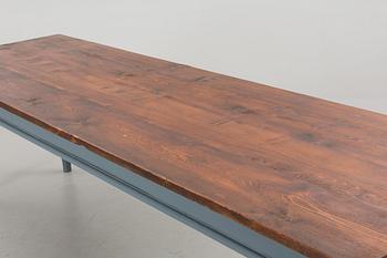 An early 1900's dining table.