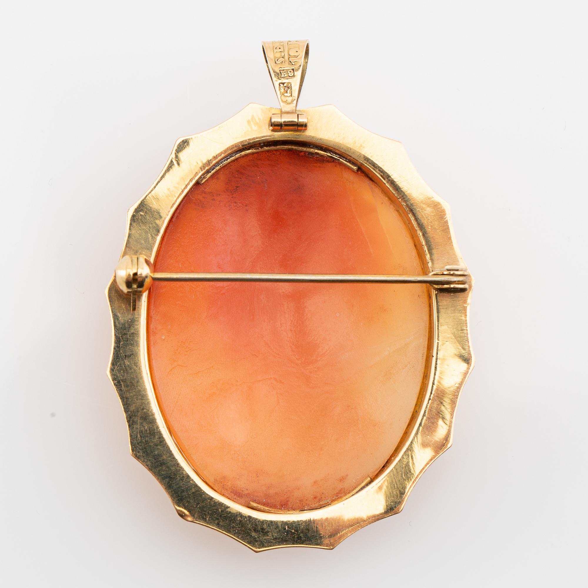 Brosch/ hänge, 18K guld med snäckskalscamé.