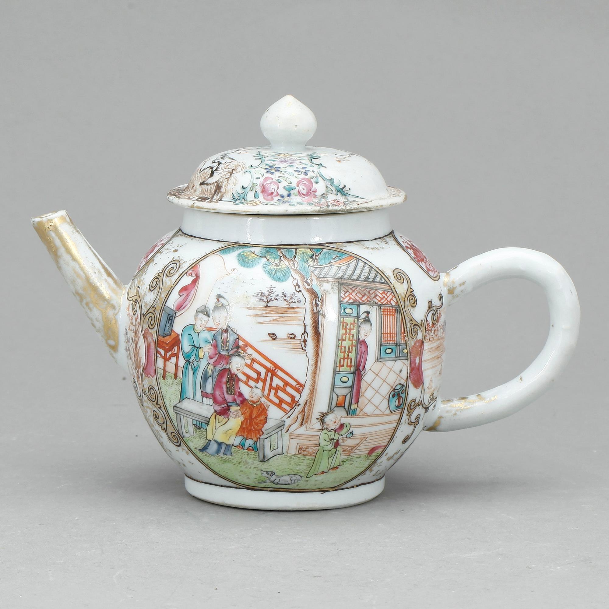 TEKANNA, porslin, Kina, Qing dynastin. Qianlong (1736-95).
