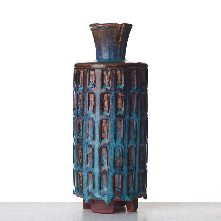 Wilhelm Kåge, a "Farsta" stoneware vase, Gustavsberg studio, Sweden 1952.