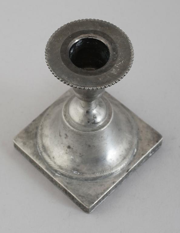 LJUSSTAKE, tenn, Nils Justelius, Ekesiö 1828.