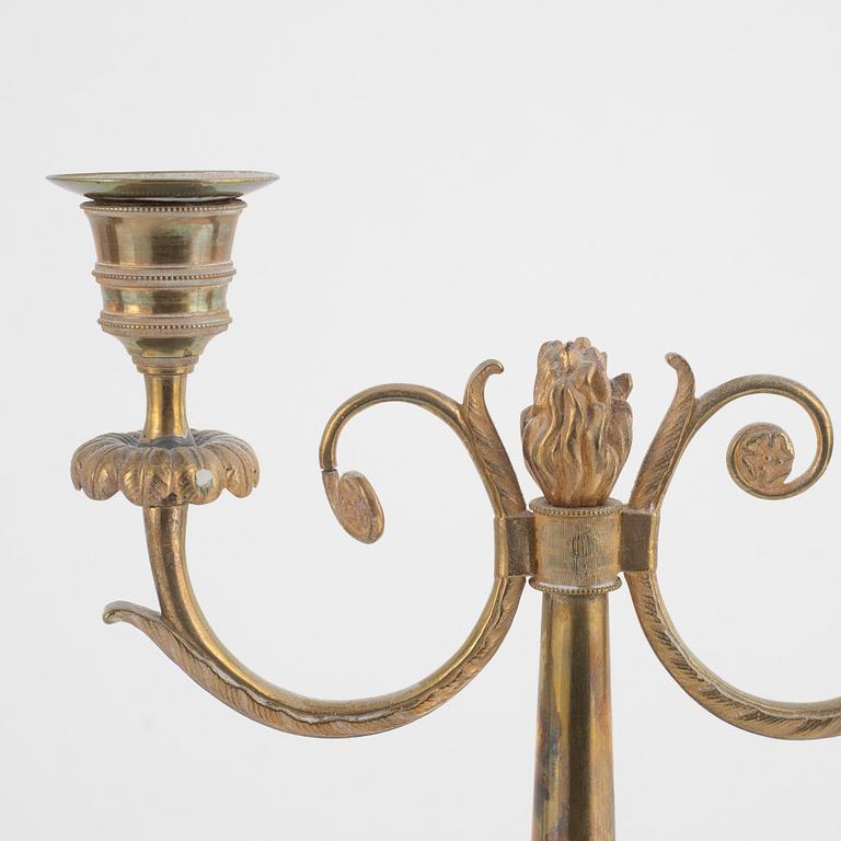 Kandelabrar, för två ljus, ett par, Sverige, 1820-30-tal, Empire.