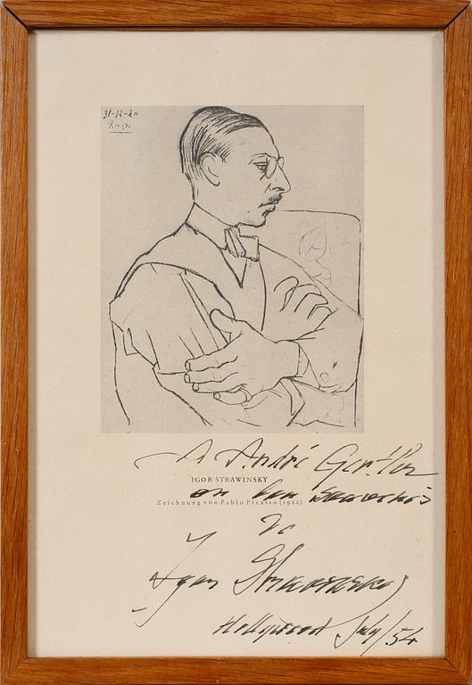 IGOR STRAVINSKY (1882-1971), egenhändigt signerad porträttbild, daterad juli 1954.
