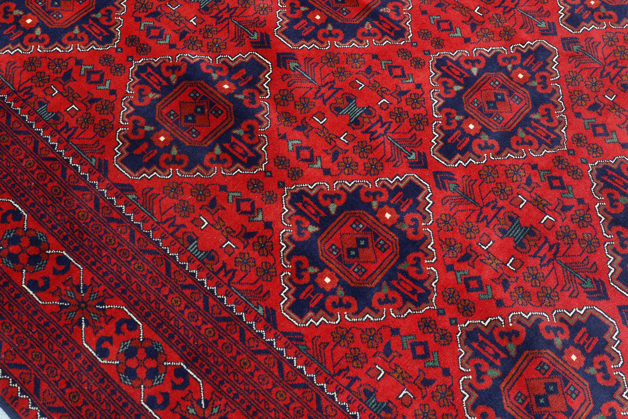 Matta, Afghan, sk Khan Mohammadi, ca 280 x 200 cm.