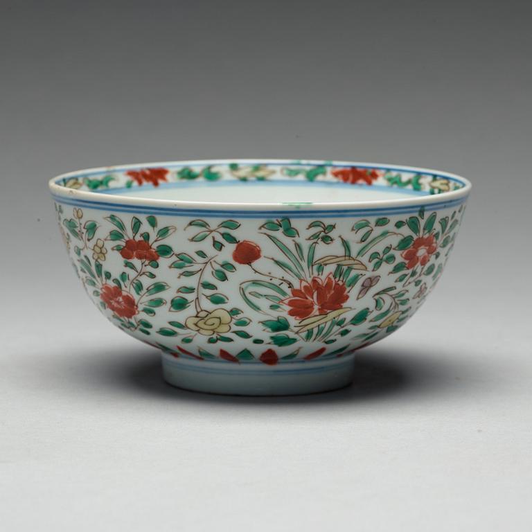 A wucai bowl, Ming dynasty, 17th century, with Chenghuas mark.