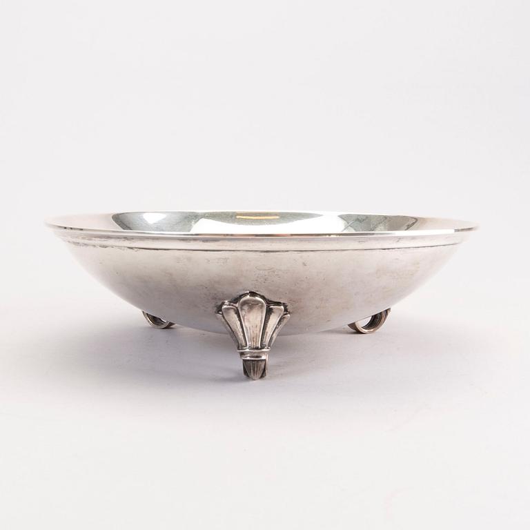 A Danish 20th century sllver bowl mark of Laurits Berth 1938 weight  606 gram.