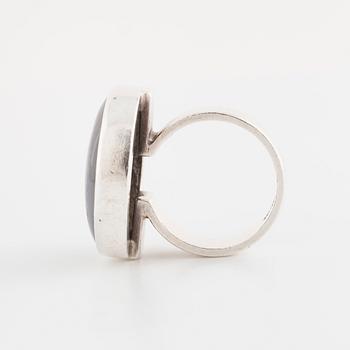 CECILIA JOHANSSON, Göteborg, 2001, a cabochon cut hematite ring.