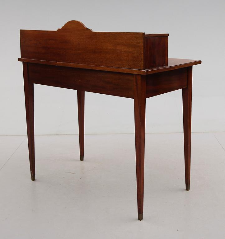 SKRIVBORD, 1900-talets första hälft.