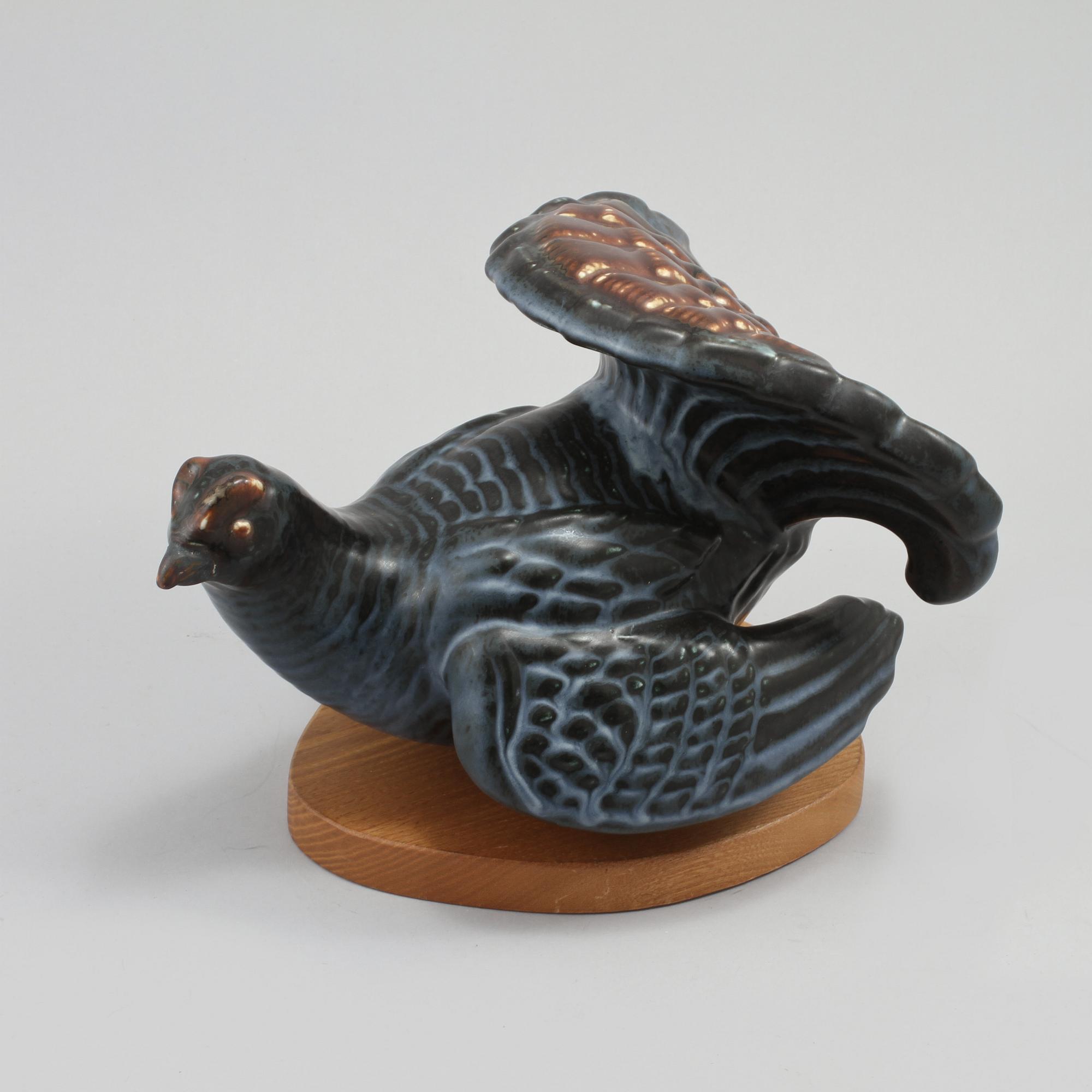 FIGURIN, stengods, Gunnar Nylund, Rörstrand, 1900-tal.