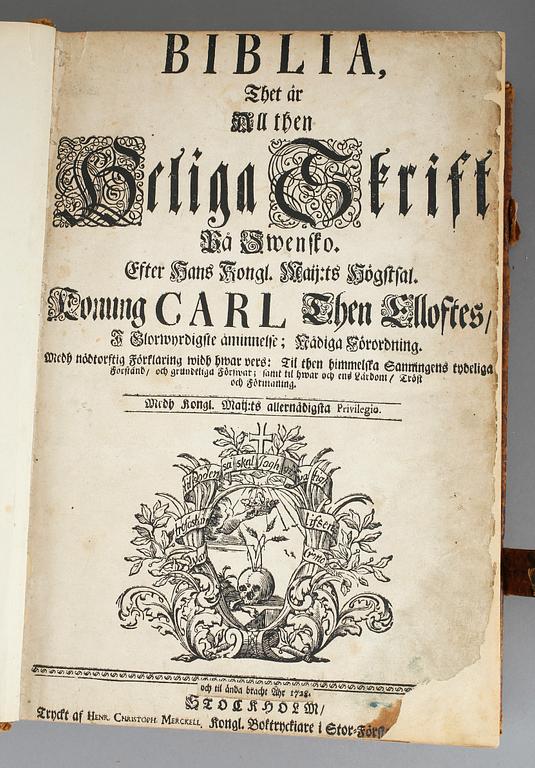 BIBLAR, 2 st, Sverige, bla Karl XII:s fältbibel, Stockholm 1709.