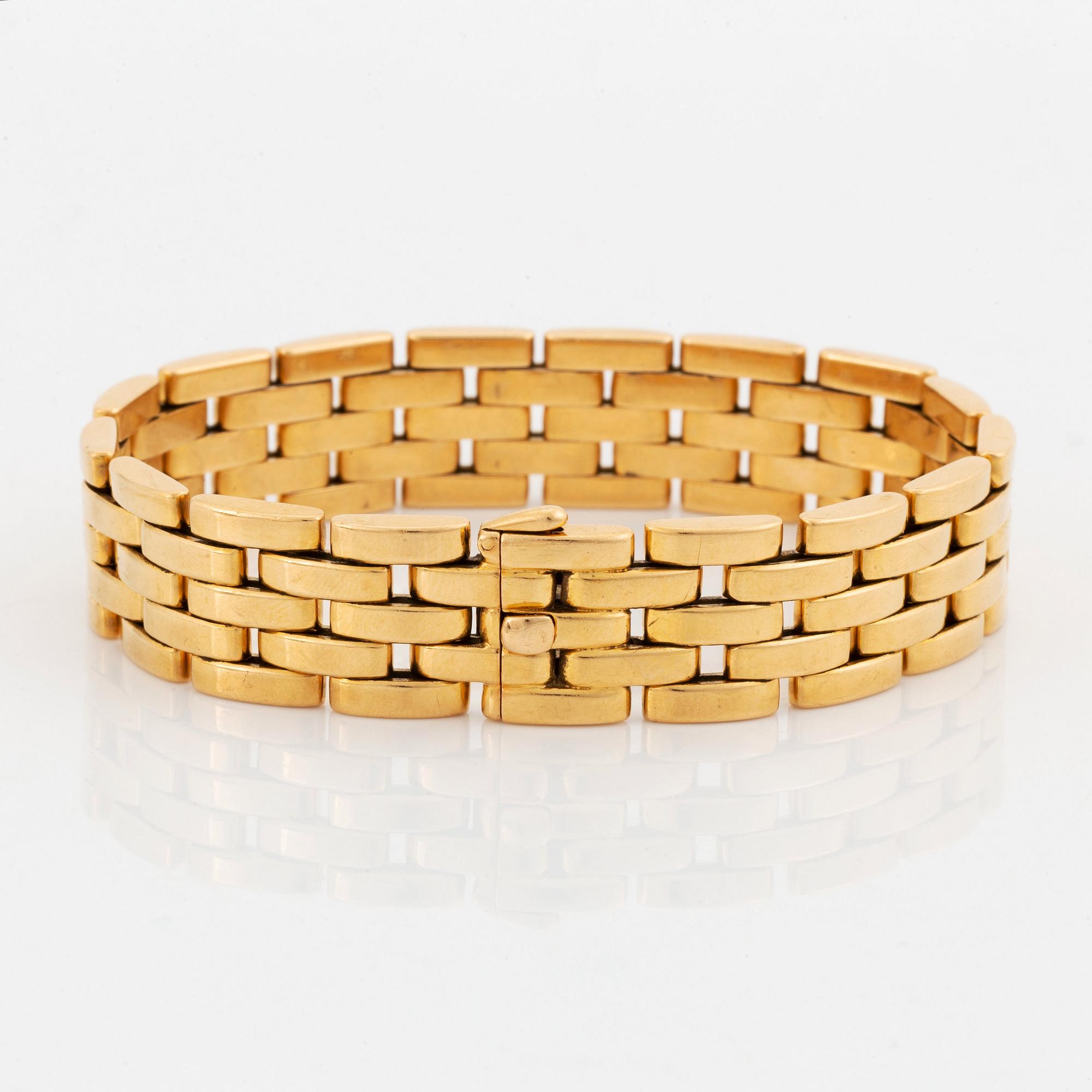 A Cartier "Maillon Panthère" 18K gold bracelet.