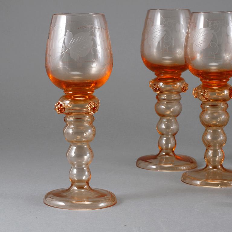 REMMARE, 10 st, glas, 1900-talets andra hälft.