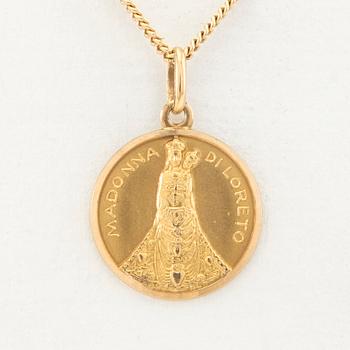 Necklace 18K gold with Madonna di Loreto - Patron saint of aviators.